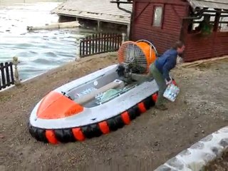 Rescue hovercraft