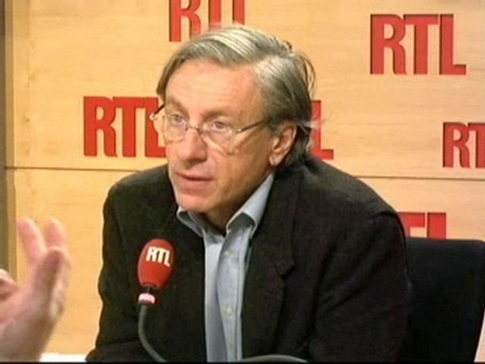 Jean-Christophe Rufin, ambassadeur de France au...