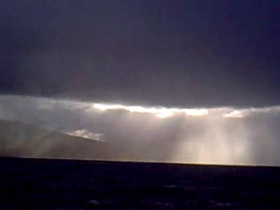 Entrée du Fjord au nord de Tromso - norvege 24 Sept 2010