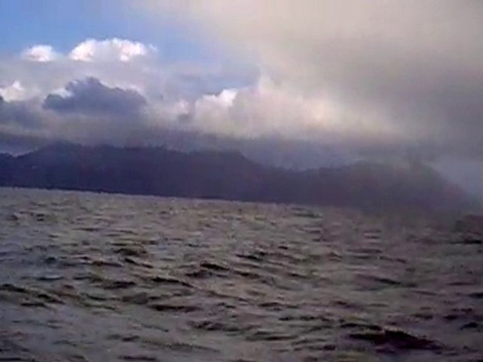 Entrée du fjord au Nord de Tromso norvege 24 sept 2010