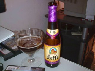 résumé des trois mois de bonheur