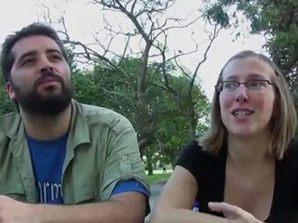 18. Eva e Fran [Eu Falo - A navalla Suiza]