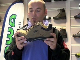 Snowleader présente la LOWA Pinto Low