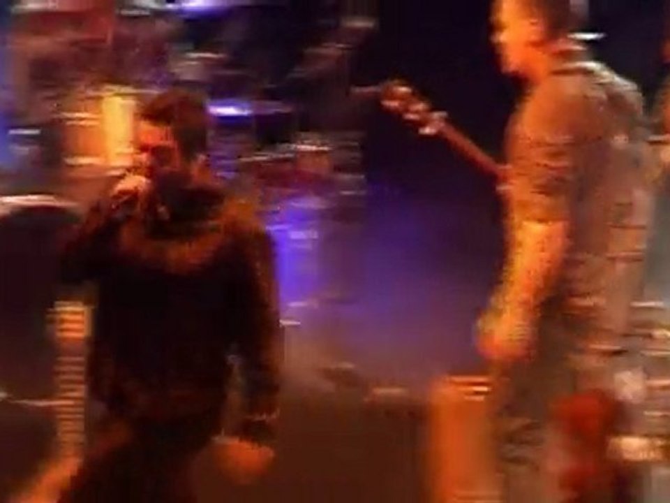 DEBOUT SUR LE ZINC (Live Foreztival 2009)