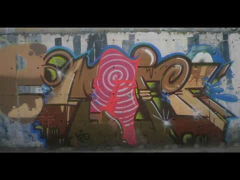 Graffitis Lloret de Mar-Espagne+Instru P.S.(Aout 2010)