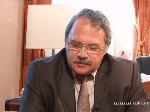 François Orcel, maire de Milly-la-Forêt