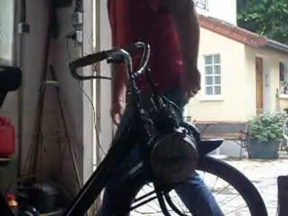 Solex Attitude ! Le 1er démarrage du Stroumpf dit Gargamel