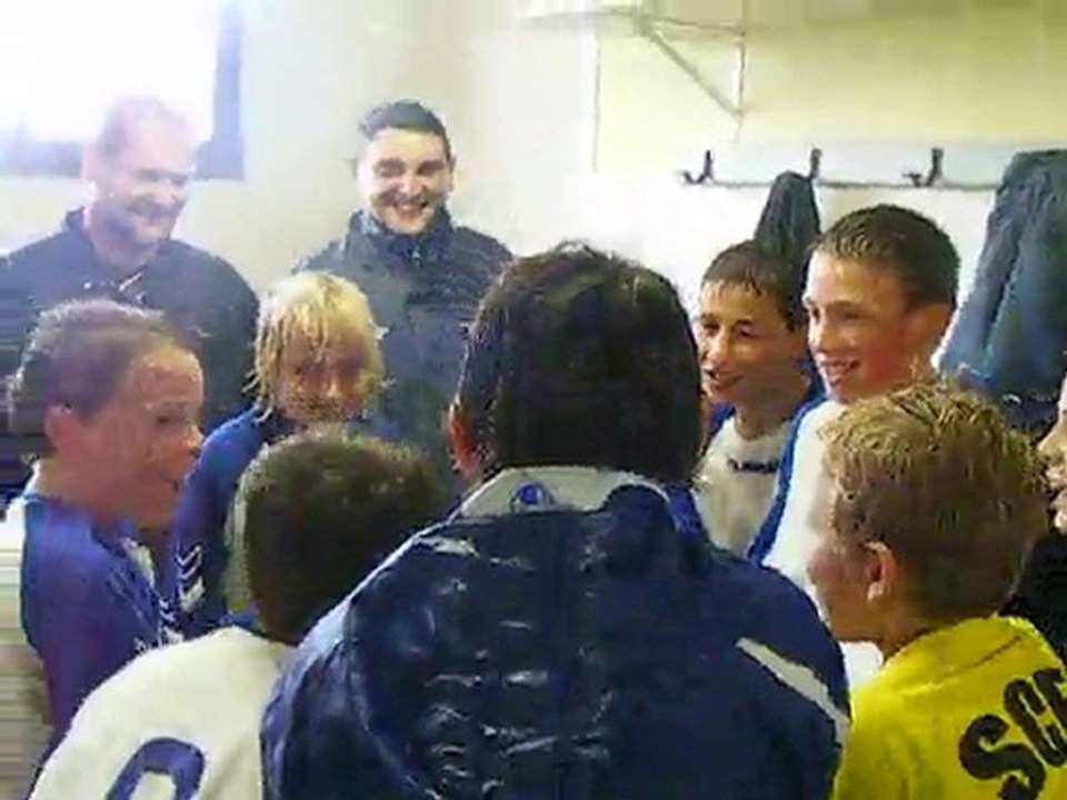 CRIS DE JOIE ET CHANTS VICTOIRE U13-1 ACHICOURT A FICHEUX