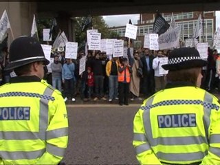 Exiled Pakistani leader attends UK rally