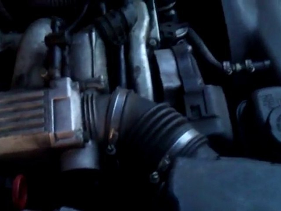 V12