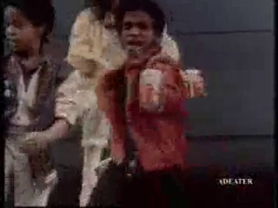 PUB - COCA COLA ( Avec Mickael Jackson en 1983)