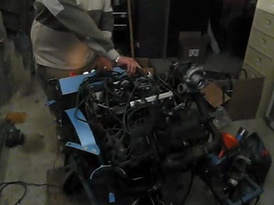 1er redémarrage sur banc PRV V6 Turbo refait à neuf