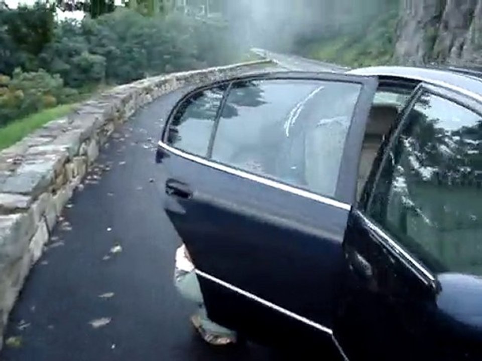 MOV05273
