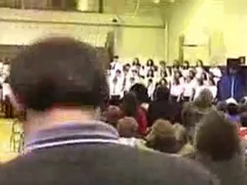 chute d'un choriste oups