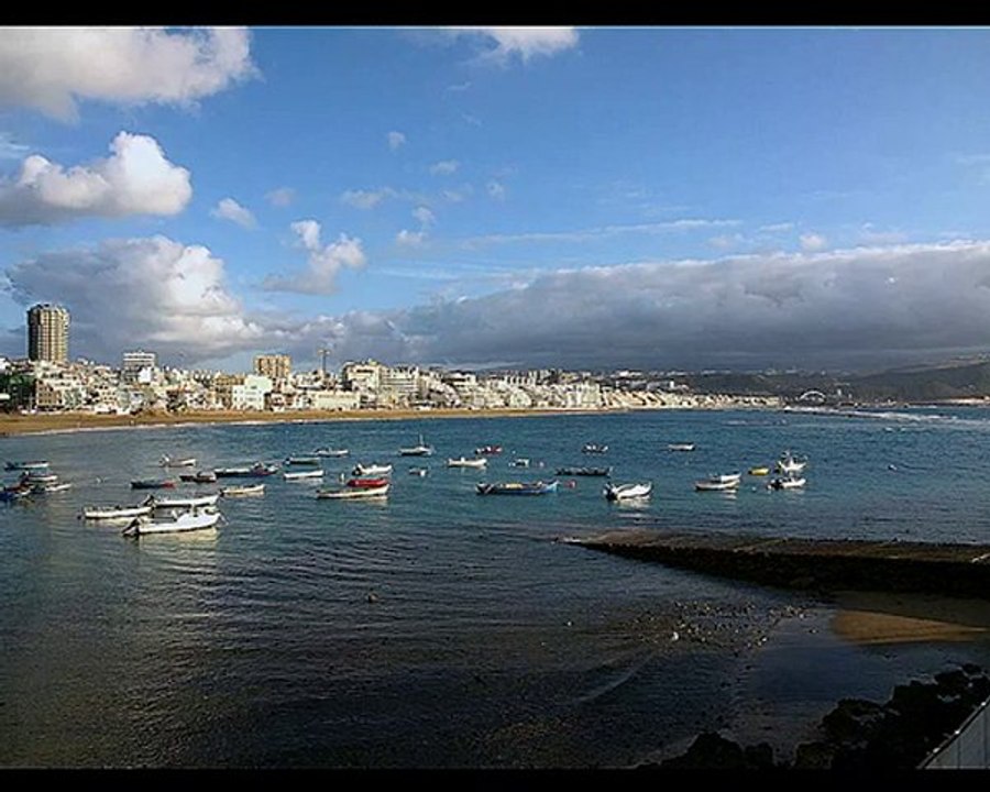 Las Palmas de G. C. La Playa de Las Canteras Barcas II