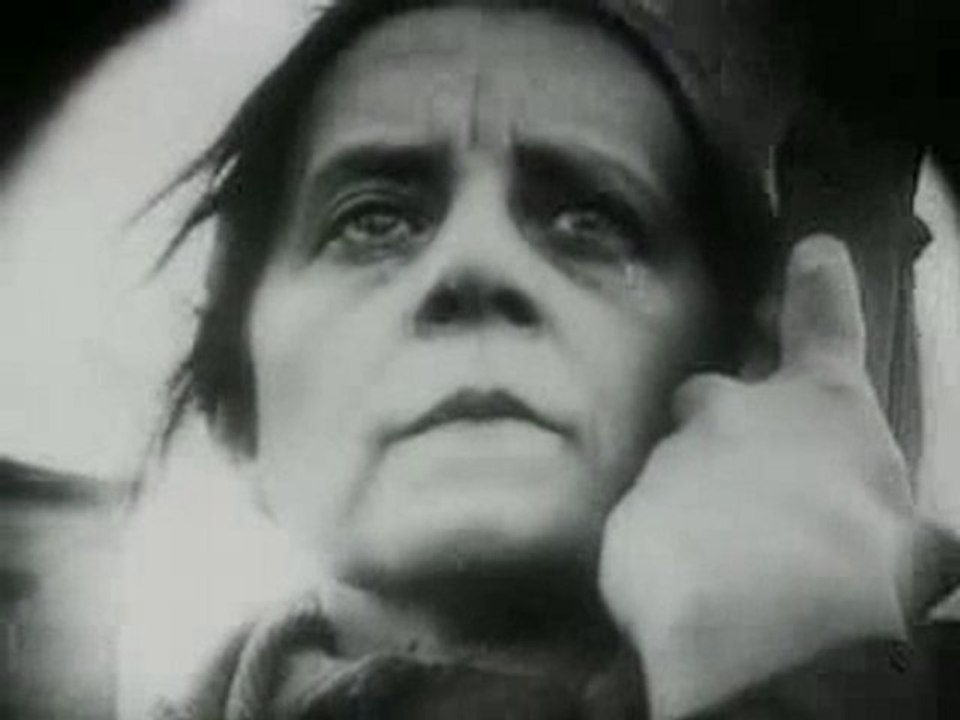 MAT (Mother), Pudovkin,1926, Ending scene