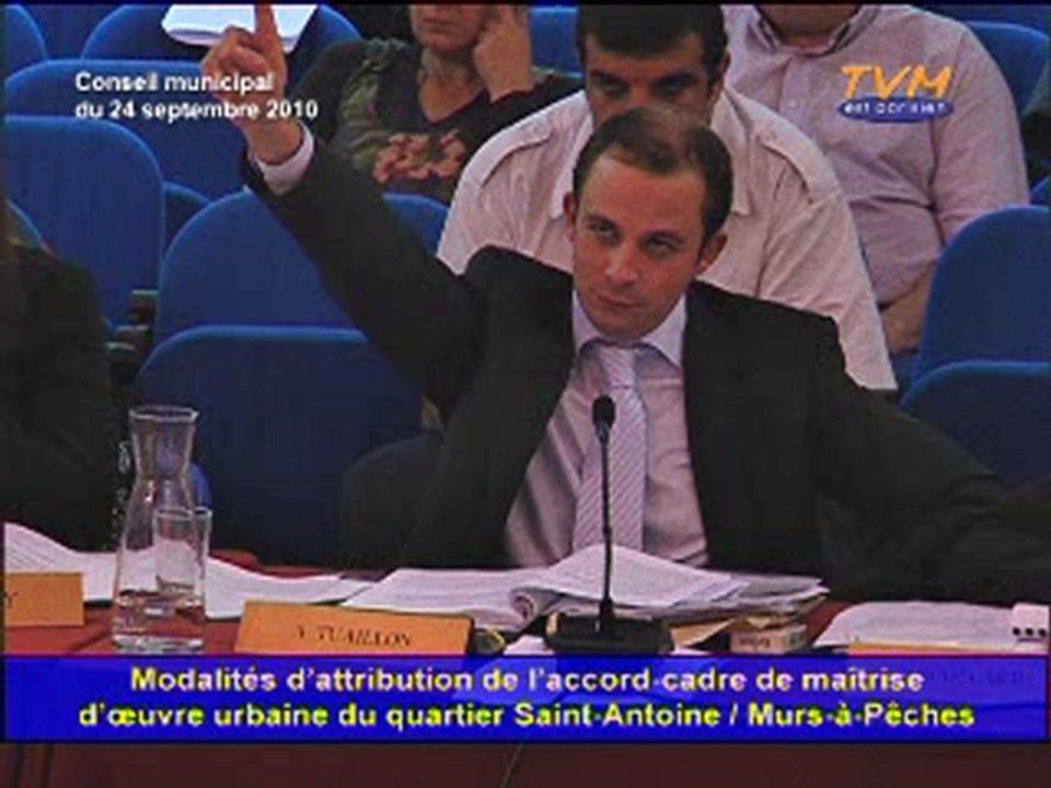 Conseil municipal de Montreuil - 24/09/2010 - Q 9 à 11