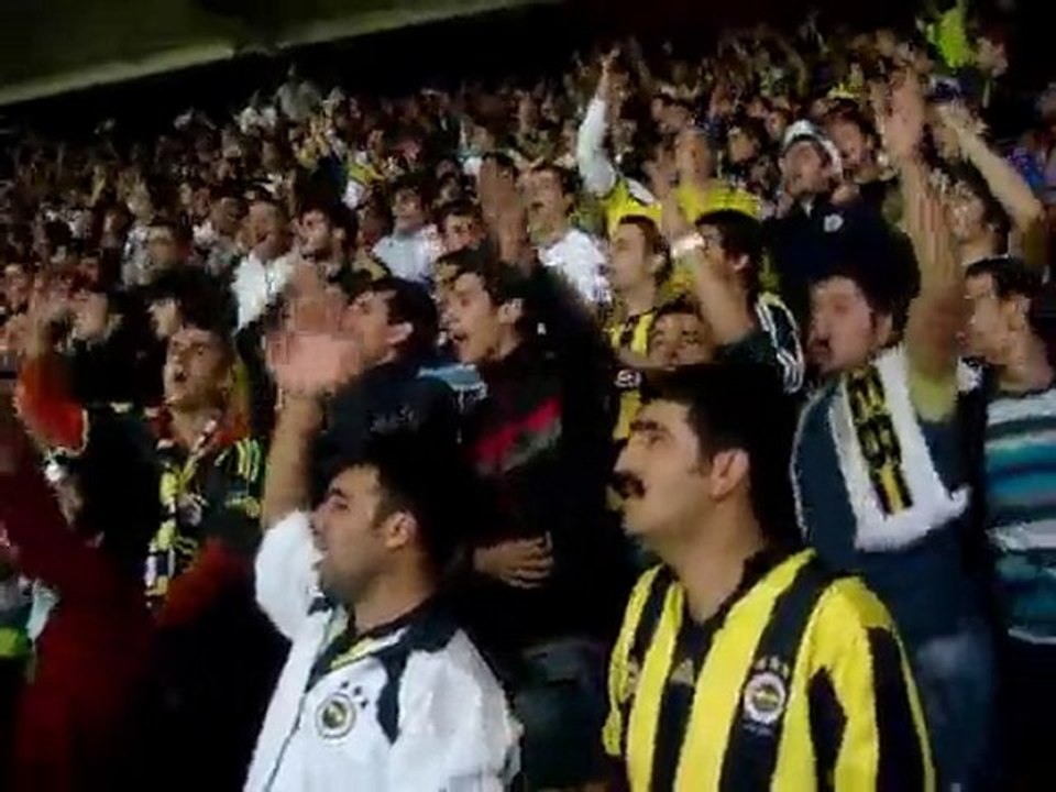 Bu Dünya Hep Yalan Dolan