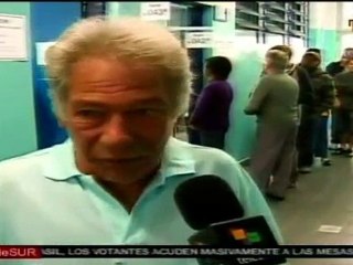 Nutrida presencia de votantes en Sao Paulo; mujeres la mayor