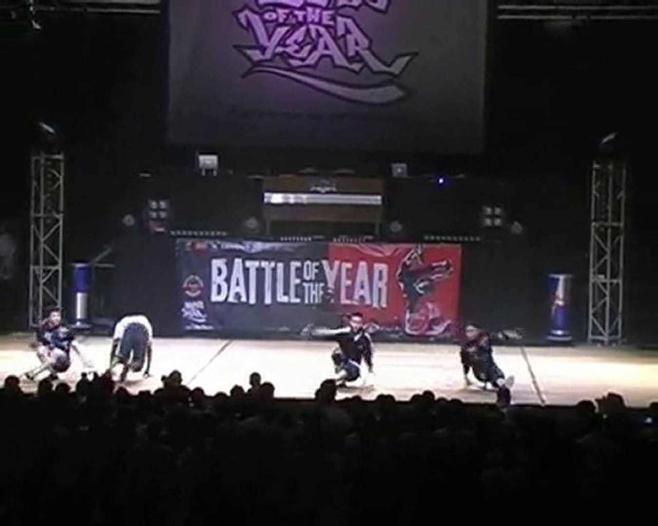 ⁣KOF KREW BATTLE OF THE YEAR 2009