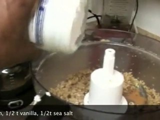 Raw Vegan Chocolate Chip Cookies