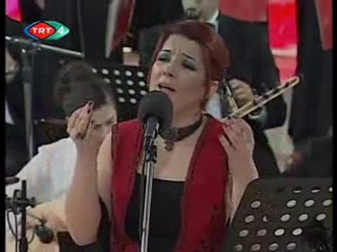 Adile Kurt Karatepe - Hüseynik'ten Çıktım Şeher Yoluna