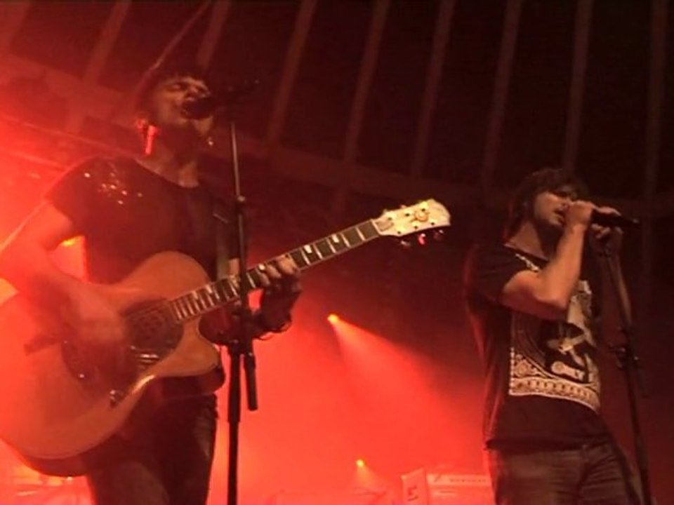 À tout moment la rue - EIFFEL & Bertrand CANTAT - LIVE