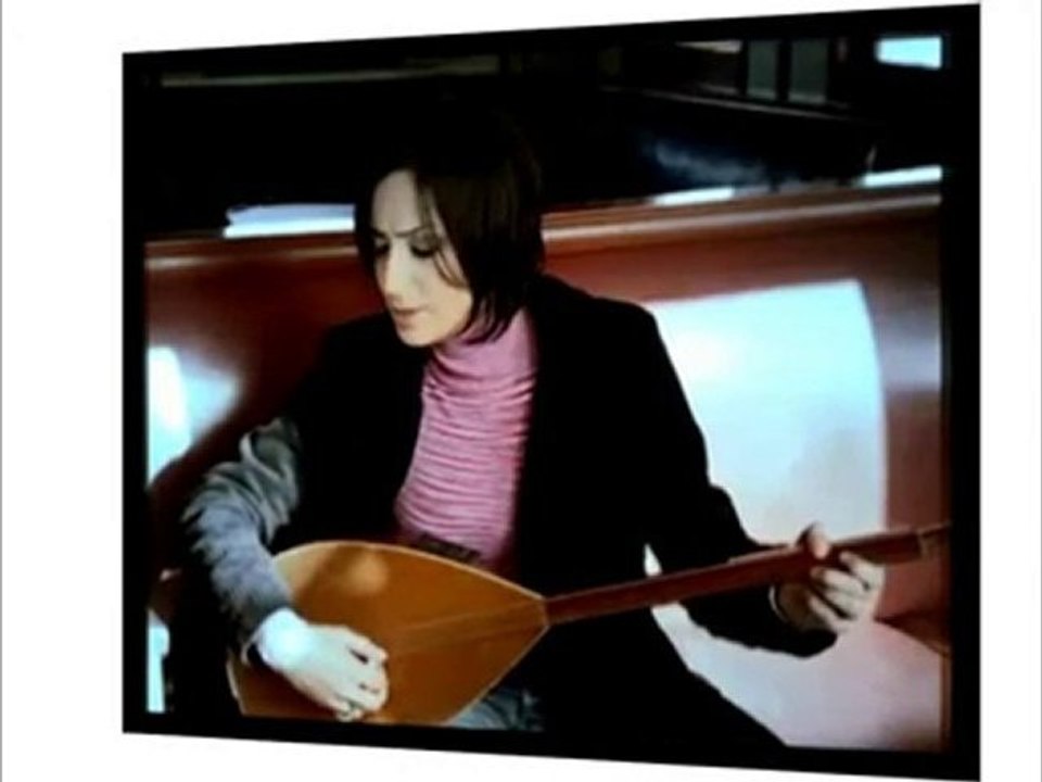 Özlem Özdil-Sürgün Orjinal Video Klip