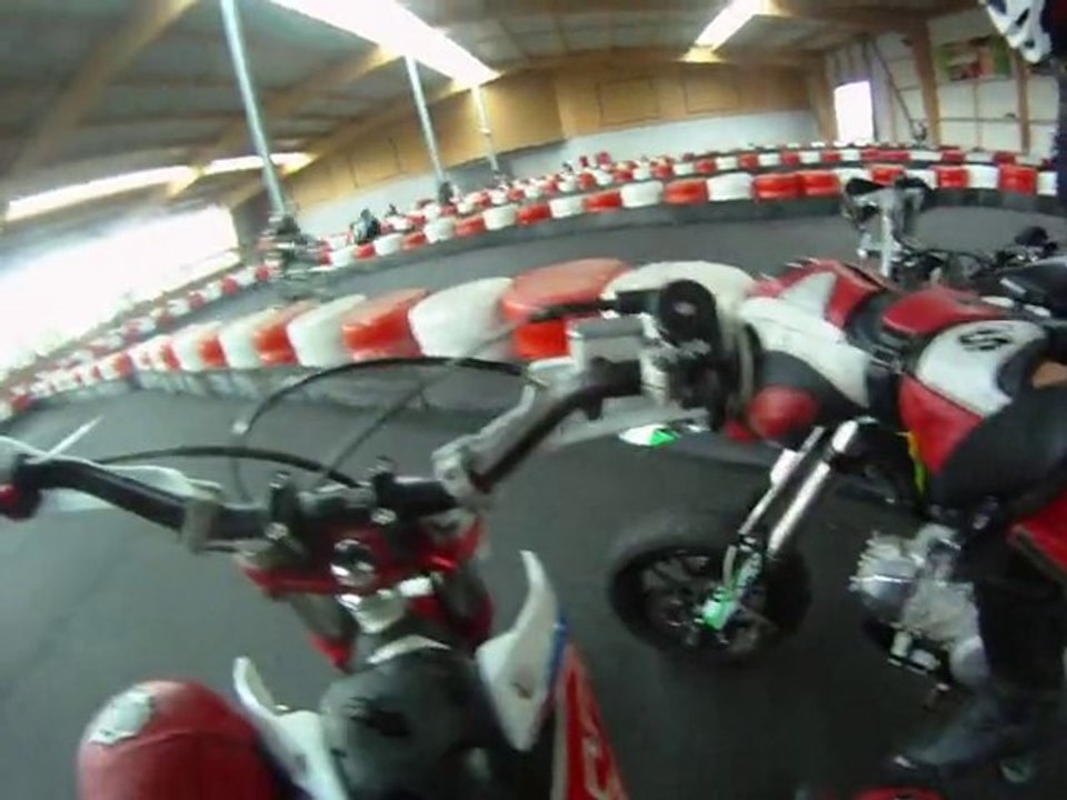 Démo pilotage en Pite bike YCF 150 sur circuit démouville 14