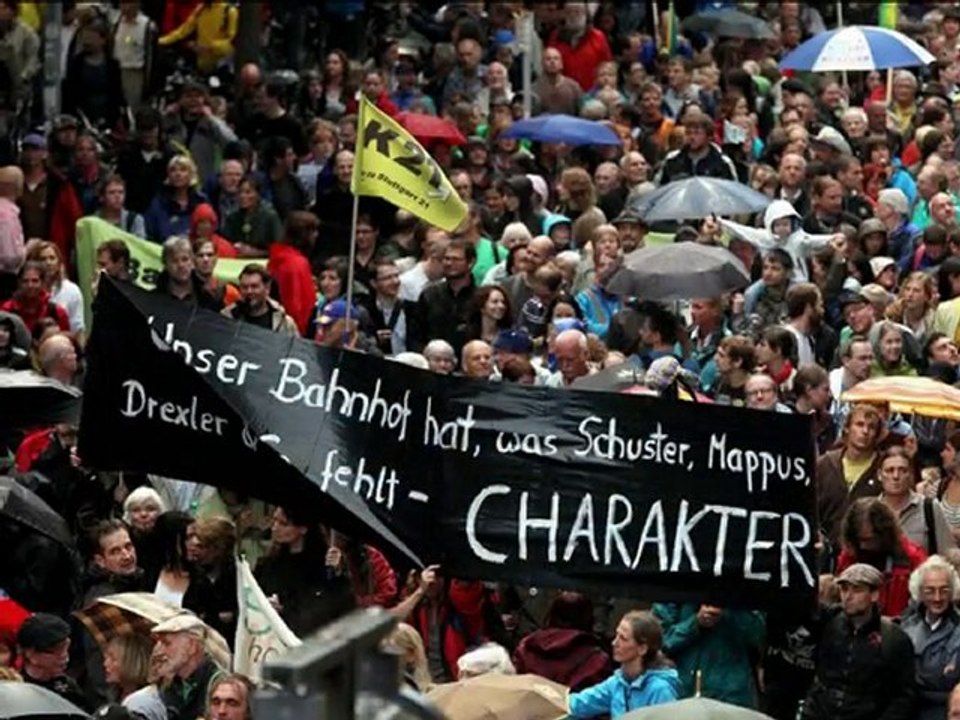 Stuttgart 21 - Wut im Bauch -  by Marion Holl