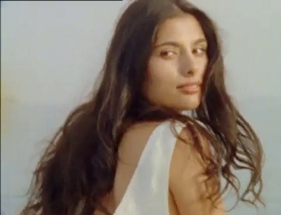 pub Kenzo Amour 2010