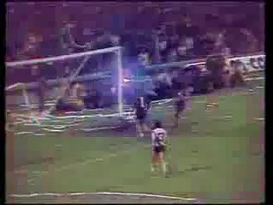 MARADONA LA MANO DE DIOS