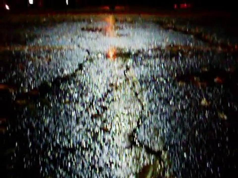 Une nuit pluvieuse sur la commerciale