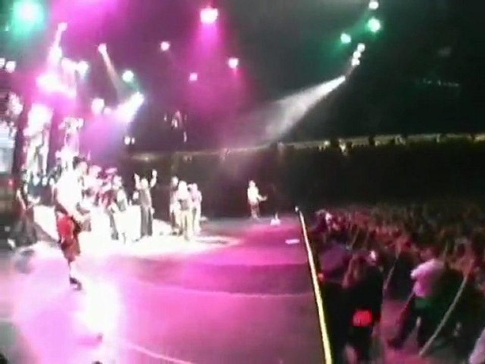 Spotlight_2004_BandAids