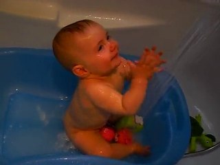 Choupette et le pommeau de douche