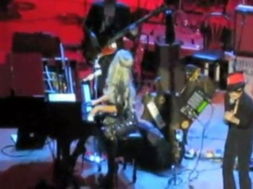 SNTV - Exklusiv: Lady Gaga und Yoko Ono