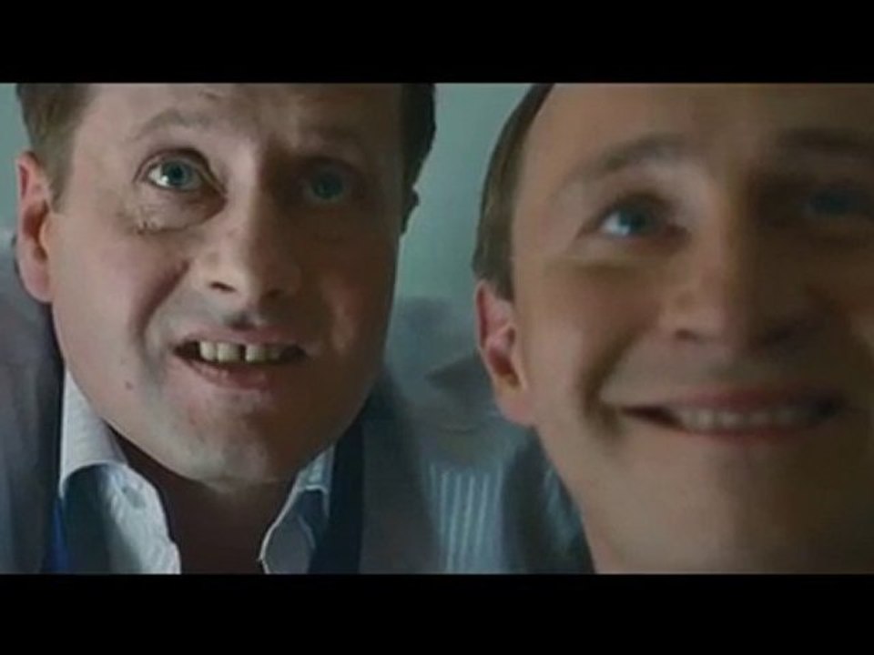 На измене (2010)  HD трейлер