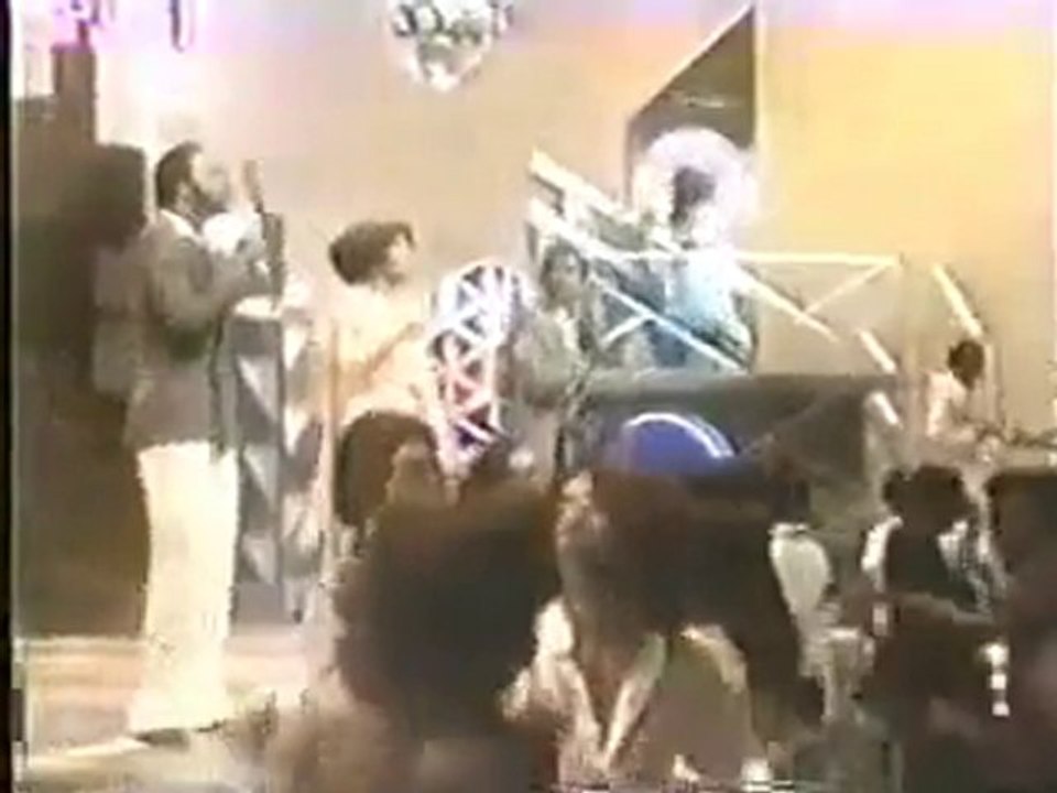 Arpeggio feat Jessica Willians - Love and Desire_(360p)