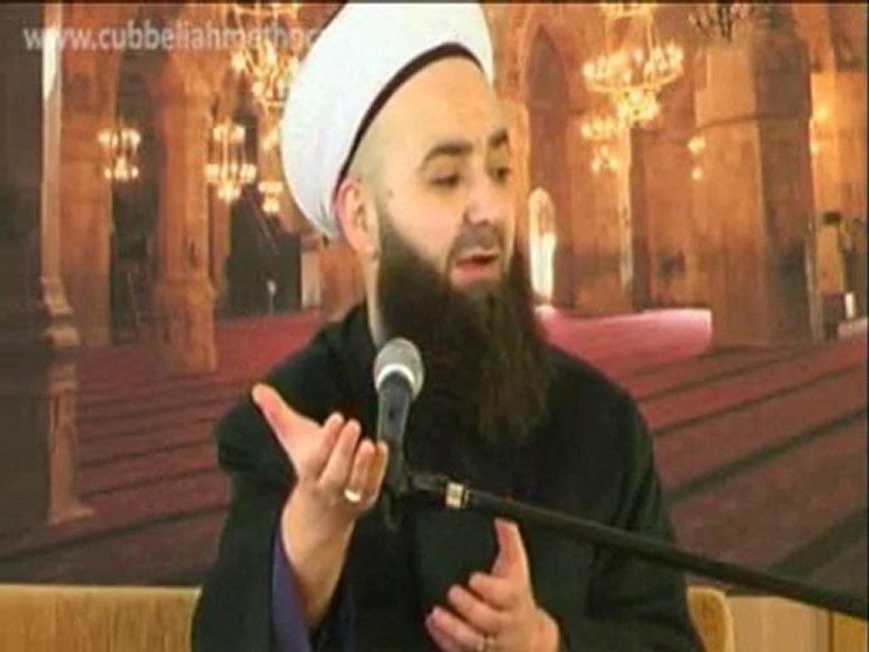 "Biz inanıyoruz. (!) cübbeli ahmed hocamız