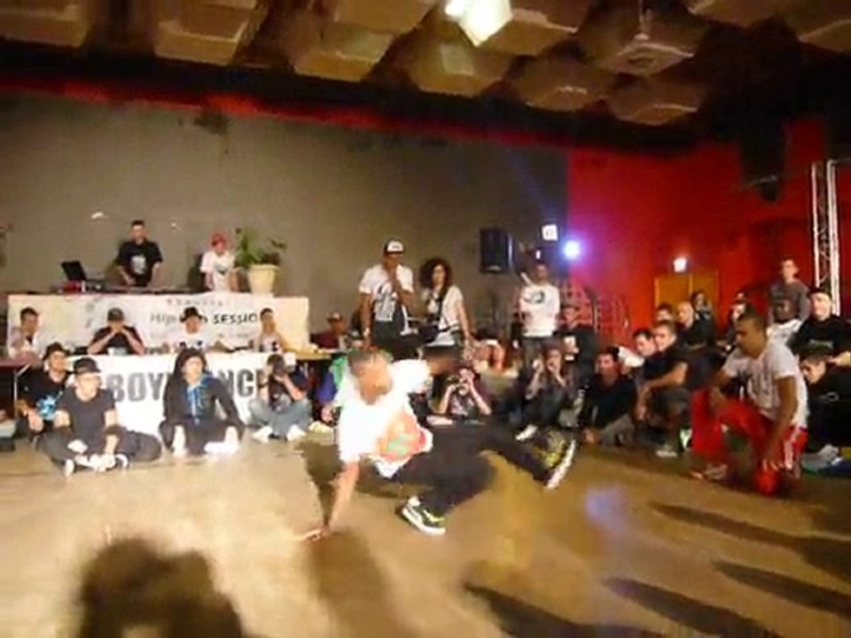 Bboy France Qualif Alsace 2010 Final Bboy Karim Vs Thug