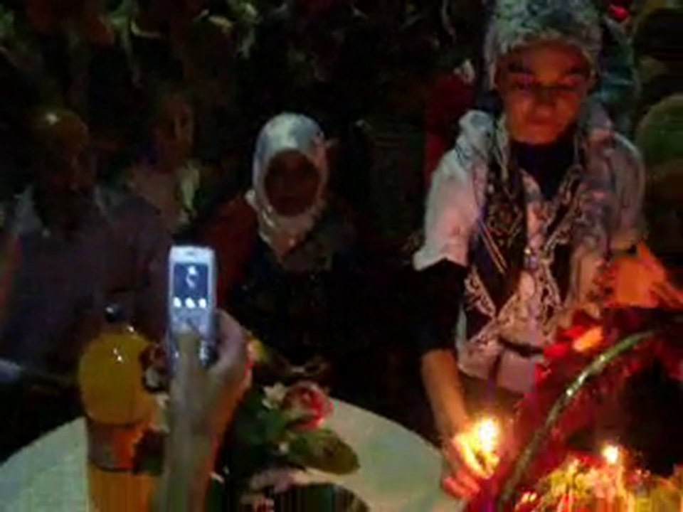 bazur nayle kina bazur