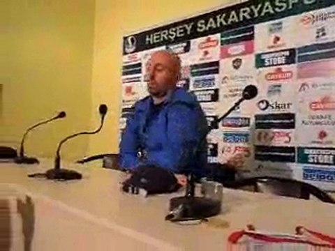 Murat Bölükbaşı Basın Toplantısını terk etti