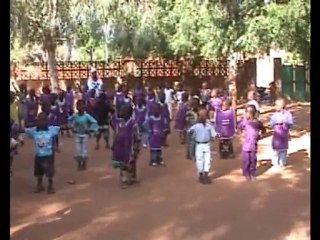 La gymnastique du matin dans les jardins d'enfants