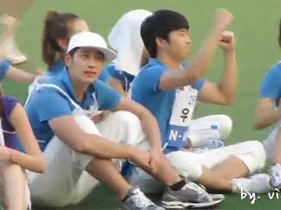 100914 Idol Sports Champs 2PM Chansung Cute Antics Cam 2