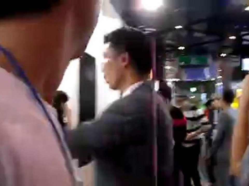 100915 Samsung Galaxy Fanmeeting 2PM Walking Pass Cam