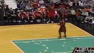 Jay Triano Catches Ball and Does Tricks.mpg