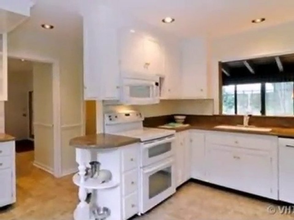 Homes for Sale - 907 Wildwood Ln - Northbrook, IL 60062 - Co