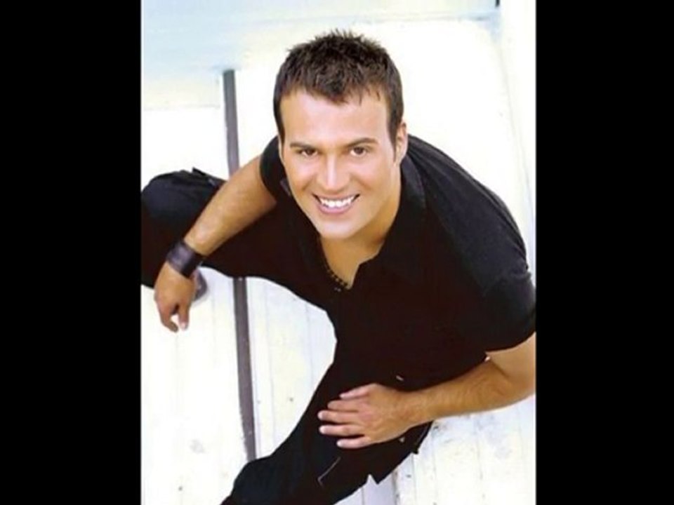 Hakan Peker - Bir seviyorum Bir sevmiyorum