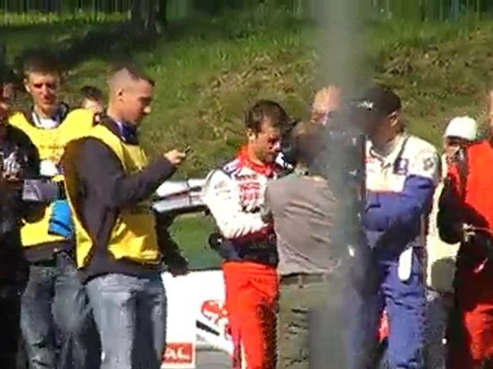 loeb dit bonjour de loin ( rally d'alsace )