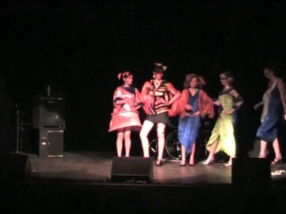 spectacle "les dessus dessous des créateurs" à Avranches